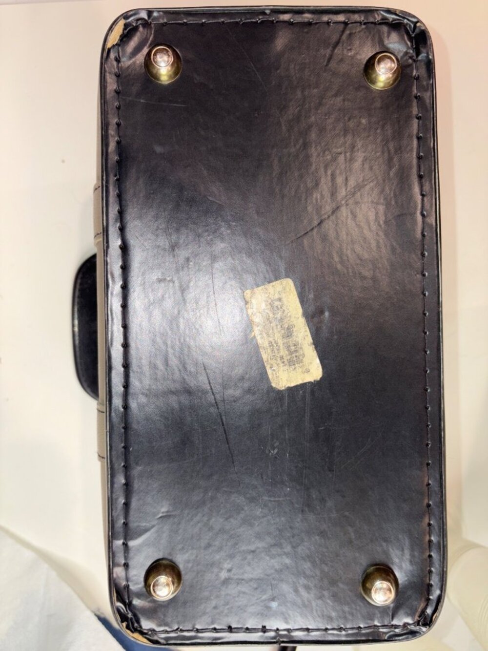Vintage Tan & Black Faux Leather Handbag Zipper Closure By Service Mfg. Corp. Me - Picture 7 of 12